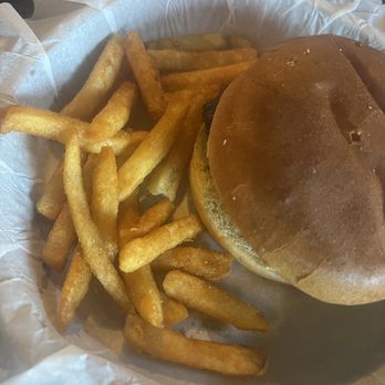 Black River Tavern - chicken sandwich - American Near Me - South Haven, Michigan Black River Tavern - chicken sandwich - American Near Me - South Haven, Michigan