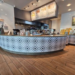 Habit Burger & Grill - Interior spotless
