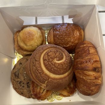 Gusto Bread - Bakeries Near Me - Long Beach, California