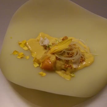 Alinea - Yellow - New American Near Me - Chicago, Illinois
