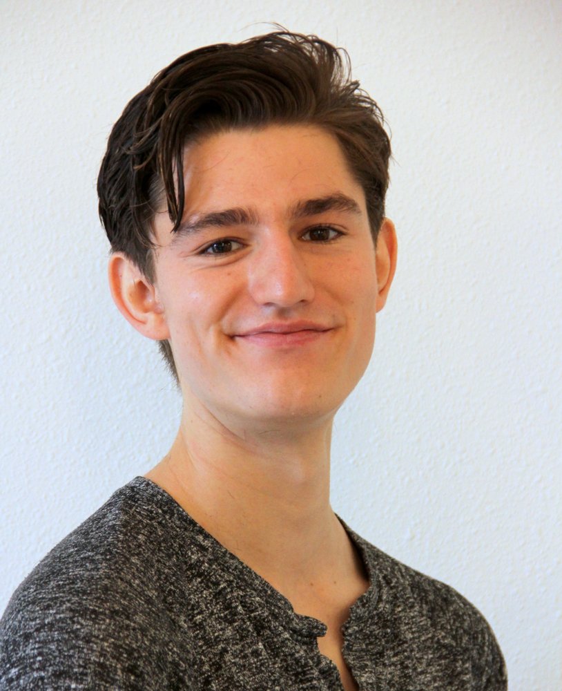 CHERRY BOMB HAIR SALON Updated October 2024 10 Photos 7611 Maple