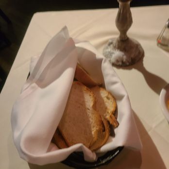 Il Luogo - Italian Near Me - Lynbrook, New York