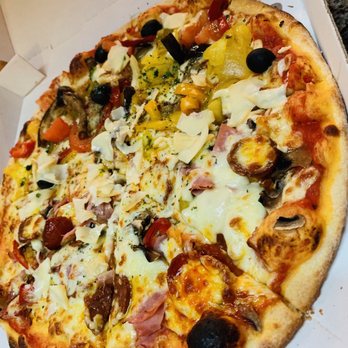 La Pizza - Royale - Italian Near Me - Paris, 75