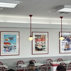In-N-Out Burger - Seating area