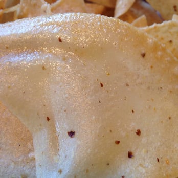 Chili's - Greasy and cold chips ! - American Near Me - Cedar Hill, Texas