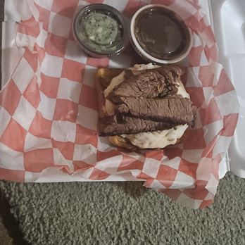 Millstone Southern Smoked BBQ - 15 bux for dried out one and a half peices of brisket.... you should be ashamed millstone!... won't be back... - Barbeque Near Me - Logan, Ohio