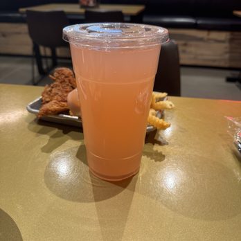 Houston TX Hot Chicken - Chilled Cucumber Watermelon Lemonade - Chicken Shop Near Me - Bakersfield, California Houston TX Hot Chicken - Chilled Cucumber Watermelon Lemonade - Chicken Shop Near Me - Bakersfield, California