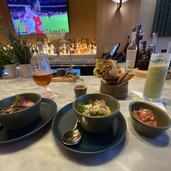 Waldorf Astoria Cancun - Snacking at Ja'o - Hotels & Travel Near Me - Cancún, ROO