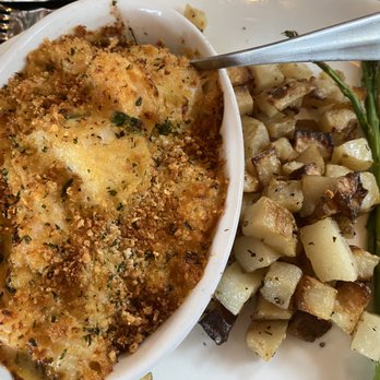 Bridges Restaurant - Seafood Newburg - Bars Near Me - Grasonville, Maryland Bridges Restaurant - Seafood Newburg - Bars Near Me - Grasonville, Maryland