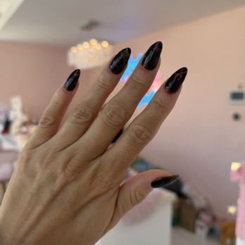 Me Time Beauty Lounge - Eyelash Service Near Me - Brea, California