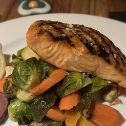 Salmon and mixed vegetables Salmon and mixed vegetables