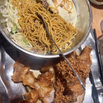 The Boat - Dried Noodles and Garlic Chicken. - Vietnamese Near Me - Seattle, Washington The Boat - Dried Noodles and Garlic Chicken. - Vietnamese Near Me - Seattle, Washington
