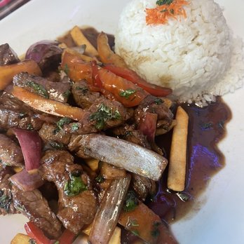 Parrilla's Cholito - Good presentation - Peruvian Near Me - Downey, California