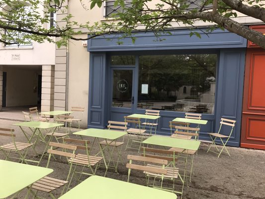 Bird restaurant by null