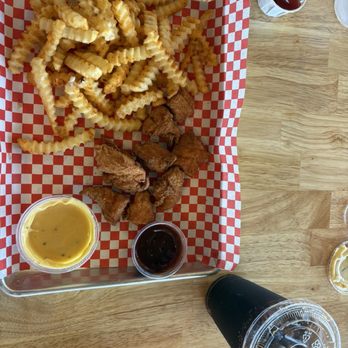 Napa Hot Chicken - Chicken bits, fries, house made honey mustard, & house made BBQ - Chicken Shop Near Me - Napa, California Napa Hot Chicken - Chicken bits, fries, house made honey mustard, & house made BBQ - Chicken Shop Near Me - Napa, California
