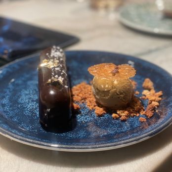 kann - KAFE CHOKOLA glazed chocolate mousse, hazelnut brittle, haitian coffee ice cream - Caribbean Near Me - Portland, Oregon