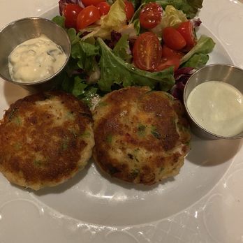 Michael's - Crab cakes - my new favorite! Tartar sauce on left and spicy dip on the right - Italian Near Me - Brooklyn, New York Michael's - Crab cakes - my new favorite! Tartar sauce on left and spicy dip on the right - Italian Near Me - Brooklyn, New York