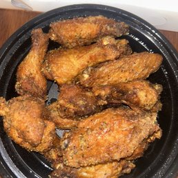 Lemon Pepper Wings 10/10 ! Ask for them extra crispy