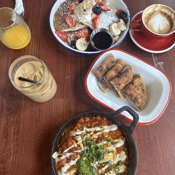 Gotan Hoboken - Shakshuka and buttermilk pancakes - Coffee & Tea Near Me - Hoboken, New Jersey