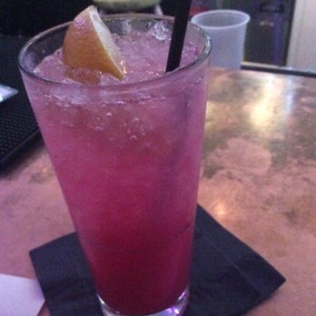 High Fives - Yummy Carlita cocktail - Bars Near Me - Dallas, Texas High Fives - Yummy Carlita cocktail - Bars Near Me - Dallas, Texas