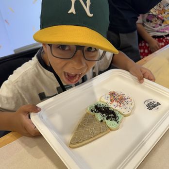Sprinkles N Stuff - Arts & Crafts Near Me - Lomita, California