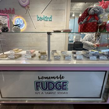 My Favorite Sweet Shoppe - Fudges - Chocolatiers & Shops Near Me - Carnegie, Pennsylvania My Favorite Sweet Shoppe - Fudges - Chocolatiers & Shops Near Me - Carnegie, Pennsylvania