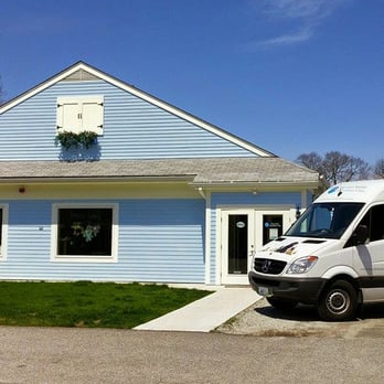 Bayside Veterinary Care - The Bayside hospital and mobile unit - Veterinarians Near Me - Barrington, Rhode Island Bayside Veterinary Care - The Bayside hospital and mobile unit - Veterinarians Near Me - Barrington, Rhode Island