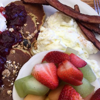 Eggspresso - Food is fresh & it's a great neighborhood restaurant. - Breakfast & Brunch Near Me - Bannockburn, Illinois