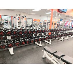 GoodLife Fitness - Dumbbells up to 100lbs