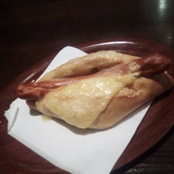 Cam's - Toscana Brötchen mit Wurst und Käse - Cafes Near Me - Berlin, BE Cam's - Toscana Brötchen mit Wurst und Käse - Cafes Near Me - Berlin, BE