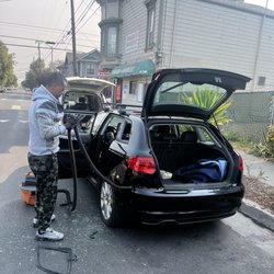 Cosmo Auto Glass - Cosmo Autoglass at work.