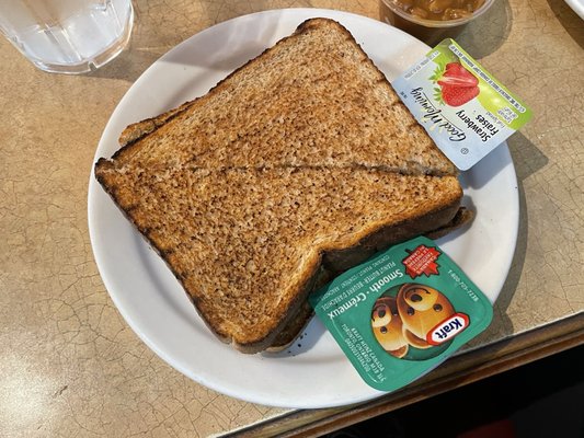 Greenspot Restaurant - Smoked Meat - Breakfast - Burgers by null