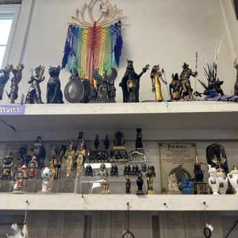 The Crystal Fox - Bookstores Near Me - Laurel, Maryland