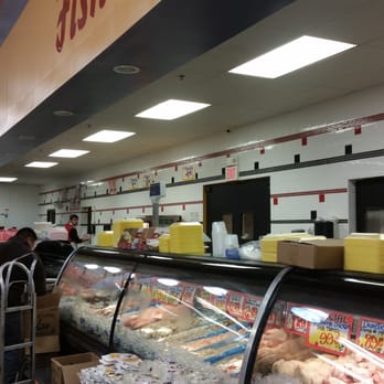 Heights Fresh Market - Fresh Meat Counters - Grocery Near Me - Chicago Heights, Illinois