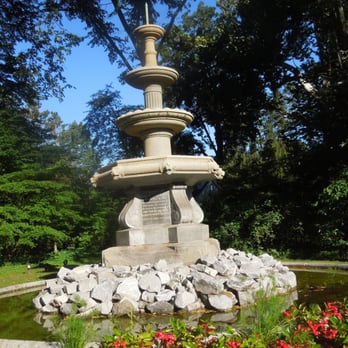 White Memorial Fountain - Landmarks & Historical Buildings Near Me - Weatogue, Connecticut White Memorial Fountain - Landmarks & Historical Buildings Near Me - Weatogue, Connecticut