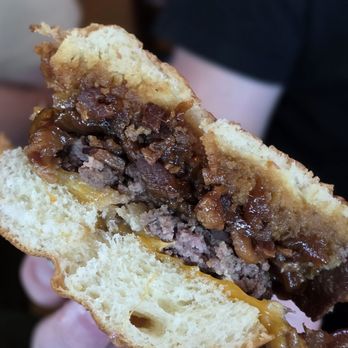 Morrison - Burbank - Over cooked burger - Gastropubs Near Me - Burbank, California Morrison - Burbank - Over cooked burger - Gastropubs Near Me - Burbank, California