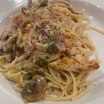Scarpetta's - Chicken Scallapini - Italian Near Me - Fremont, Ohio Scarpetta's - Chicken Scallapini - Italian Near Me - Fremont, Ohio