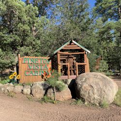 Pinetop Vista Cabins