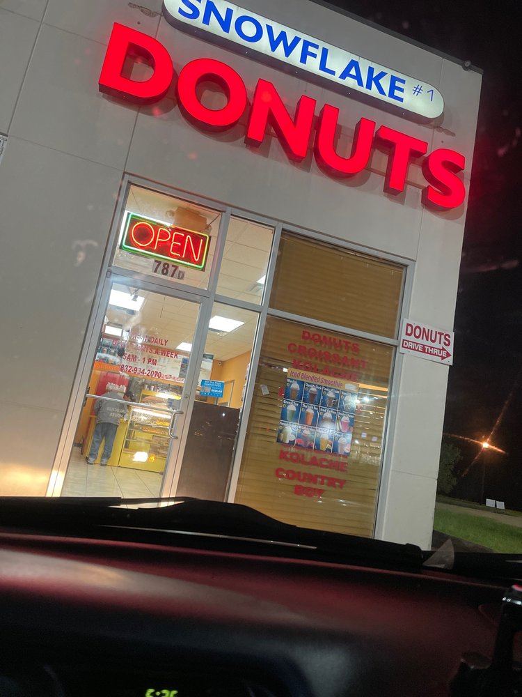 Snowflake Donuts Logo