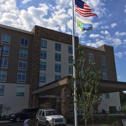Holiday Inn Express & Suites Covington