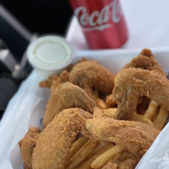 Halal Fried Chicken - Fried chicken combo with fries - Burgers Near Me - Sacramento, California Halal Fried Chicken - Fried chicken combo with fries - Burgers Near Me - Sacramento, California