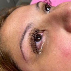 IE Lashes - Classic Set