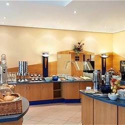 Holiday Inn Express - Frühstücksbuffet, Holiday Inn Köln Troisdorf