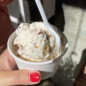 Moo Moo's Creamery - Walnutella - Ice Cream & Frozen Yogurt Near Me - Cold Spring, New York