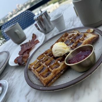Bar Julian - Waffle! - Cocktail Bars Near Me - Savannah, Georgia