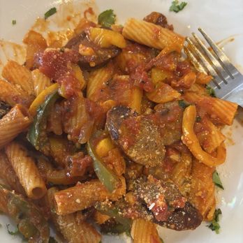 Rocca Trattoria Italian Restaurant - Sausage and peppers pasta - Italian Near Me - Lighthouse Point, Florida Rocca Trattoria Italian Restaurant - Sausage and peppers pasta - Italian Near Me - Lighthouse Point, Florida