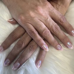 Pro Nails - GEL X FRENCH WITH CHROME