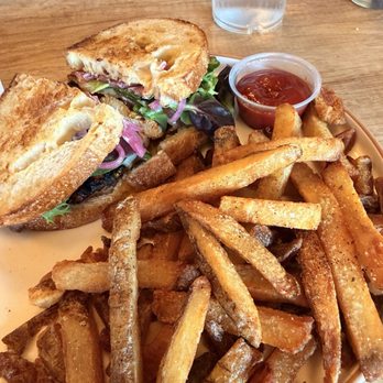Daisy Bar - Coffee & Tea Near Me - Indianapolis, Indiana Daisy Bar - Coffee & Tea Near Me - Indianapolis, Indiana