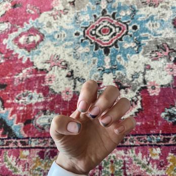 Fizz Nails Lounge - Gel mani by Julie - Nail Salons Near Me - Houston, Texas