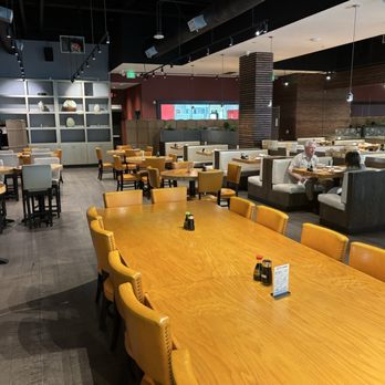 Super Dumpling - Indoor seating - Chinese Near Me - Culver City, California
